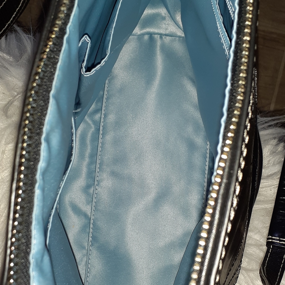 Coach - Picture 5 of 5